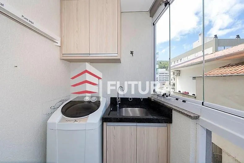 Apartamento De 02 Dormitorios A 350 Metros Do Mar La052E Bombinhas